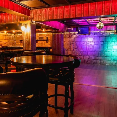 ゲストハウス Montebelo 3*